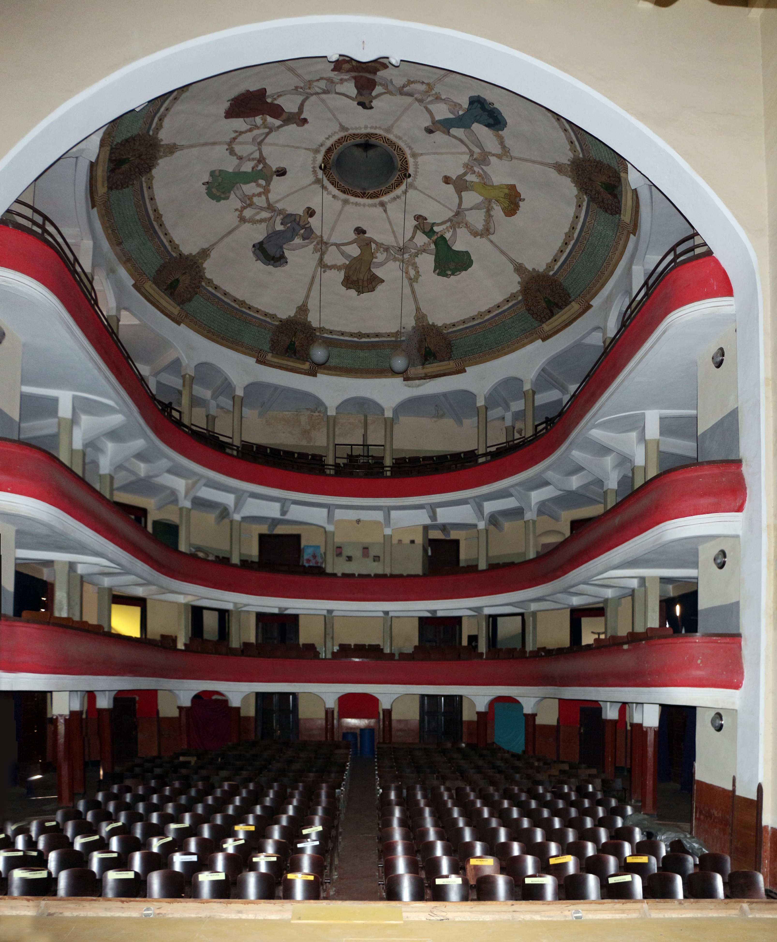 Interior de la ópera de Asmara 1